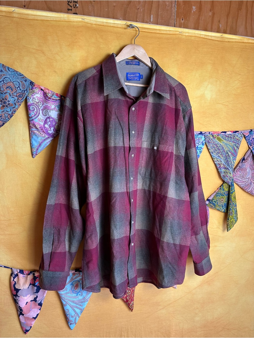 Vintage Pendleton Wool Flannel Trail Shirt Mens